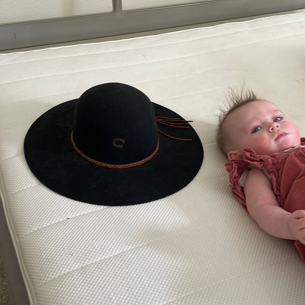 Charlie One Horse hat